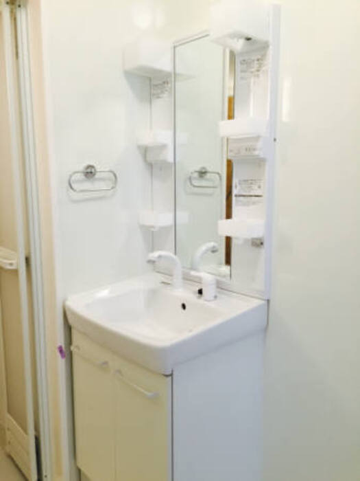 ��ʌ��������܎s����厚�w��̃A�p�[�g�̐��ʏ�