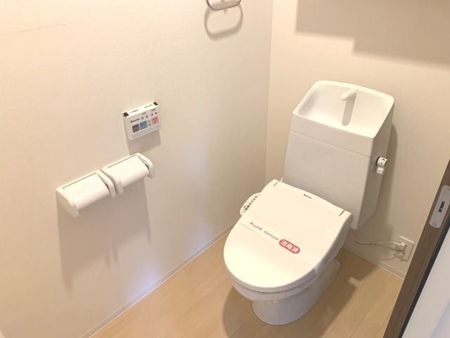 ��ʌ��z�J�s���C�N�^�E���P���ڂ̃}���V�����̃g�C��