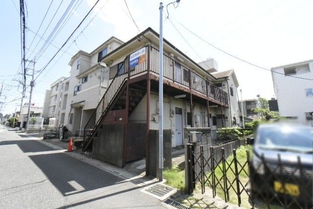 ��ʌ�����s�����Q����6-10�̃A�p�[�g�̌����O��