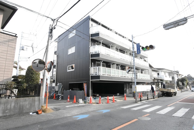 ��ʌ��������܎s��΋戤�����̃}���V�����̌����O��