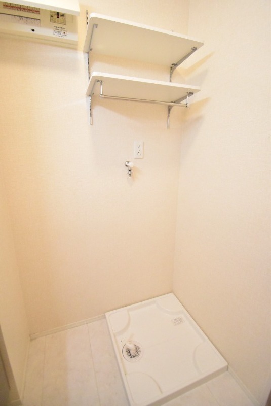 ��ʌ��������܎s�����攪���q�Q���ڂ̃A�p�[�g�̂��̑�