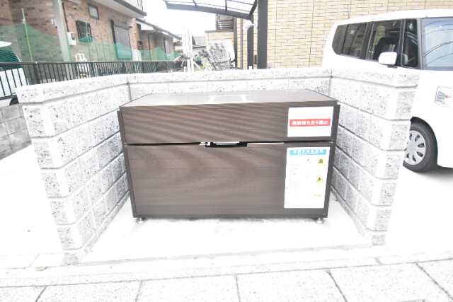 ��ʌ��������܎s�����攪���q�Q���ڂ̃A�p�[�g�̂��̑�