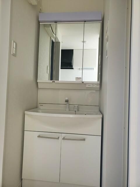 ��ʌ��t�����s���g�c�̃A�p�[�g�̐��ʏ�