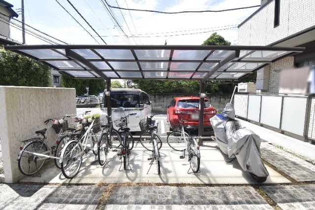 ��ʌ��������܎s�k����i���Q���ڂ̃A�p�[�g�̂��̑�