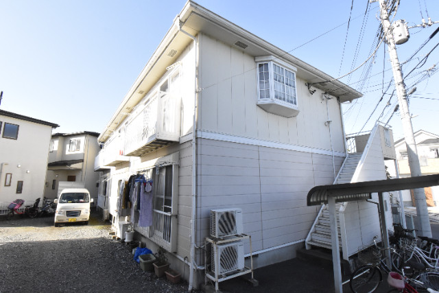 ��ʌ��������܎s����厚�_�c�̃A�p�[�g�̌����O��