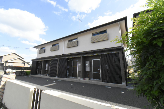 ��ʌ������s���v��̃e���X�n�E�X�̌����O��