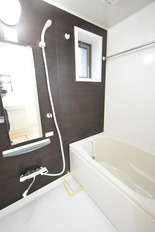 ��ʌ������s���v��̃e���X�n�E�X�̃o�X