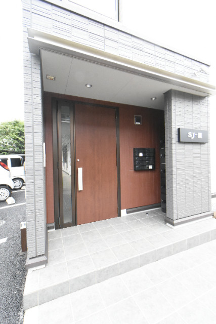 ��ʌ��@�c�s���L�P���ڂ̃A�p�[�g�̃G���g�����X