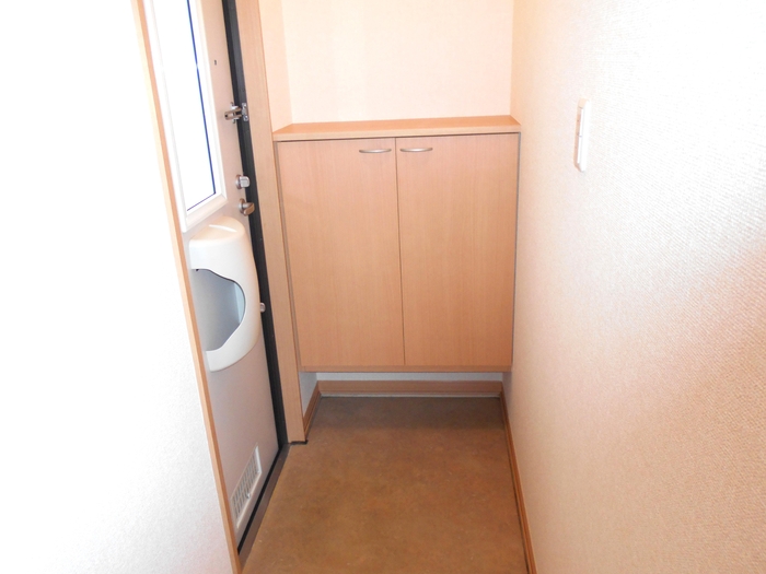 ��ʌ��t�����s���x�̃A�p�[�g�̌���