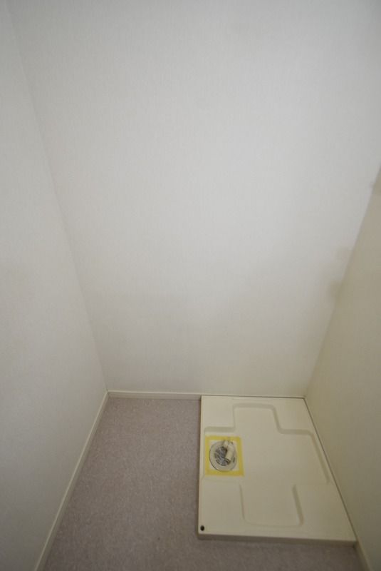 ��ʌ������s���v��̃e���X�n�E�X�̂��̑�