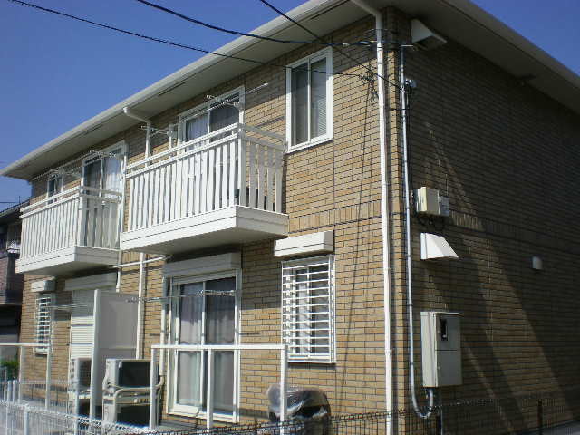 ��ʌ�����s�㕽�����P���ڂ̃A�p�[�g�̌����O��