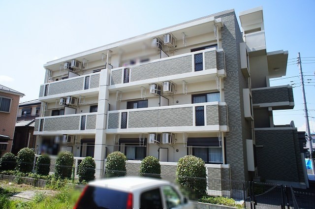 ��ʌ��������܎s������厚�쒆��̃}���V�����̌����O��