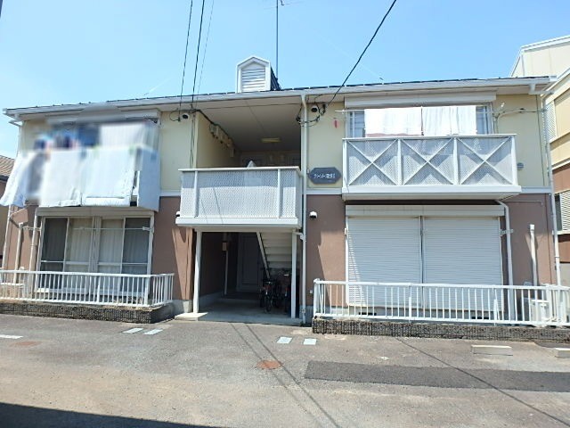 ��ʌ��������܎s������厚�쒆��̃A�p�[�g�̌����O��