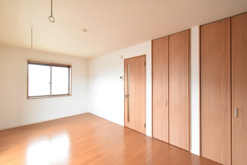 ��ʌ�����s�˒˓�S���ڂ̃}���V�����̋����E���r���O