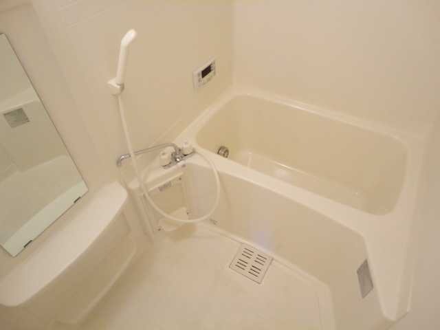 ��ʌ�����s�厚������̃}���V�����̃o�X