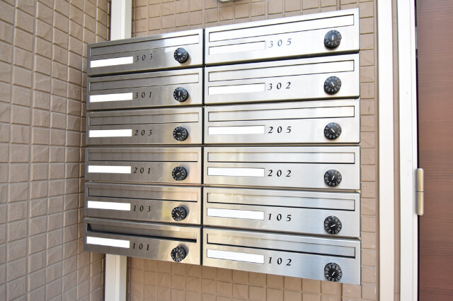 ��ʌ��������܎s��{����ؒ��S���ڂ̃A�p�[�g�̂��̑�