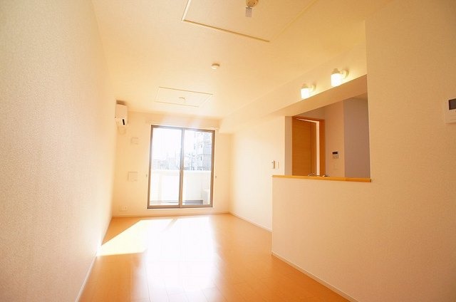 ��ʌ��������܎s����O���T���ڂ̃A�p�[�g�̋��ԁE���r���O