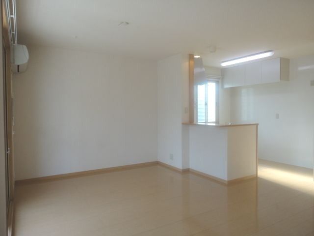 ��ʌ��������܎s����O���T���ڂ̃A�p�[�g�̋��ԁE���r���O