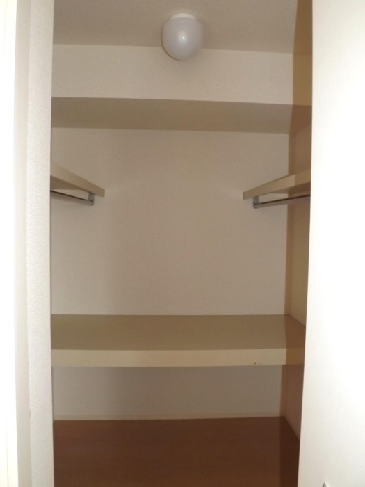 ��ʌ��������܎s�΋揼�؂P���ڂ̃A�p�[�g�̎��[