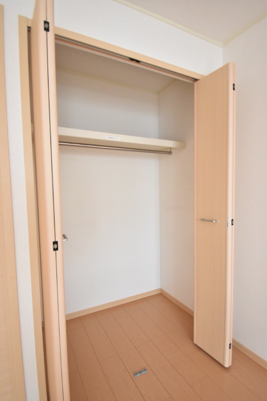 ��ʌ��z�J�s�ԎR���R���ڂ̃A�p�[�g�̎��[