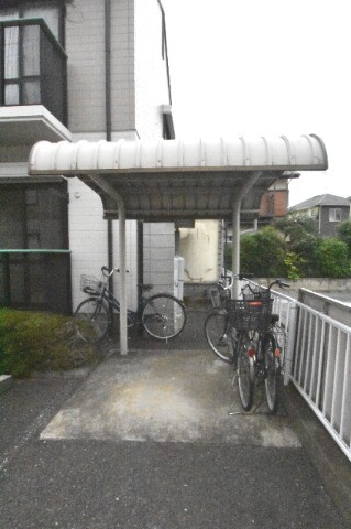 ��ʌ��������܎s�������a�c���Q���ڂ̃A�p�[�g�̂��̑�