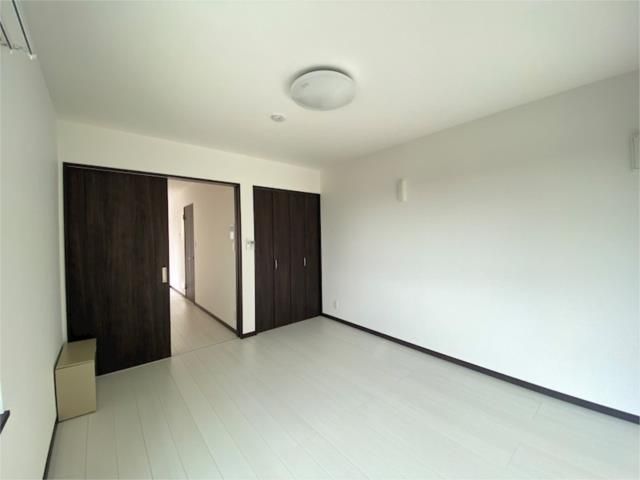 ��ʌ��t�����s���x�̃A�p�[�g�̂��̑������E�X�y�[�X