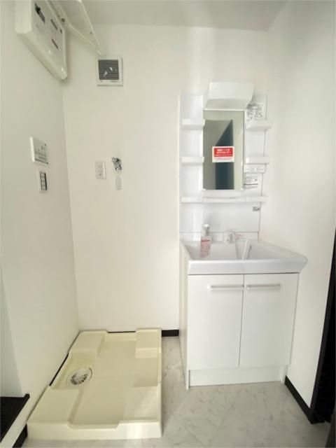 ��ʌ��t�����s���x�̃A�p�[�g�̐��ʏ�