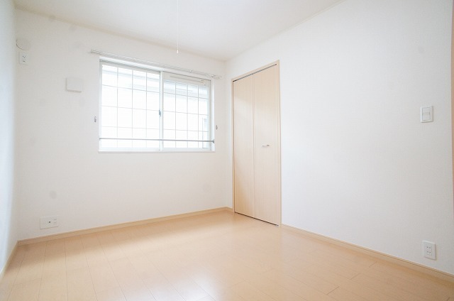 ��ʌ��������܎s�k��g�쒬�Q���ڂ̃A�p�[�g�̂��̑������E�X�y�[�X