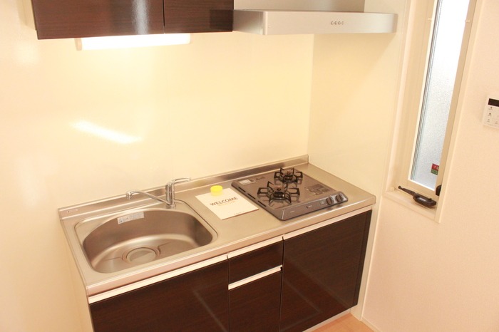 ��ʌ��������܎s��{��听���Q���ڂ̃A�p�[�g�̃L�b�`��