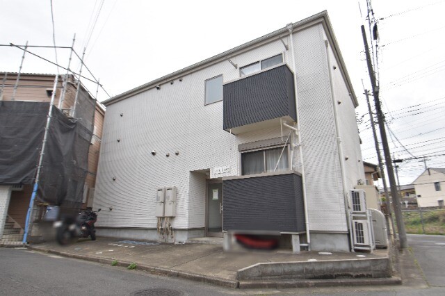 ��ʌ�����s�厚�����̃A�p�[�g�̌����O��