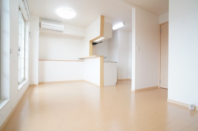 ��ʌ��������܎s�k��g�쒬�Q���ڂ̃A�p�[�g�̂��̑��ݔ�