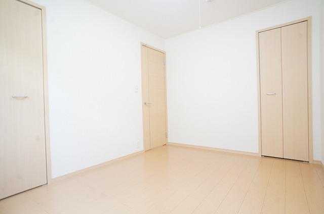 ��ʌ��������܎s�k��g�쒬�Q���ڂ̃A�p�[�g�̂��̑������E�X�y�[�X