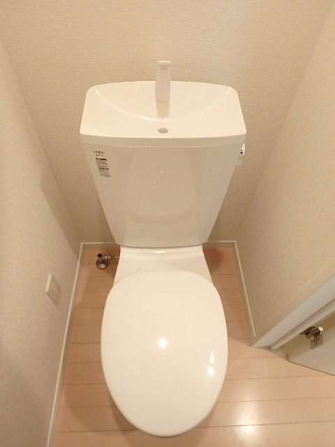 ��ʌ�����s�厚�����̃A�p�[�g�̃g�C��