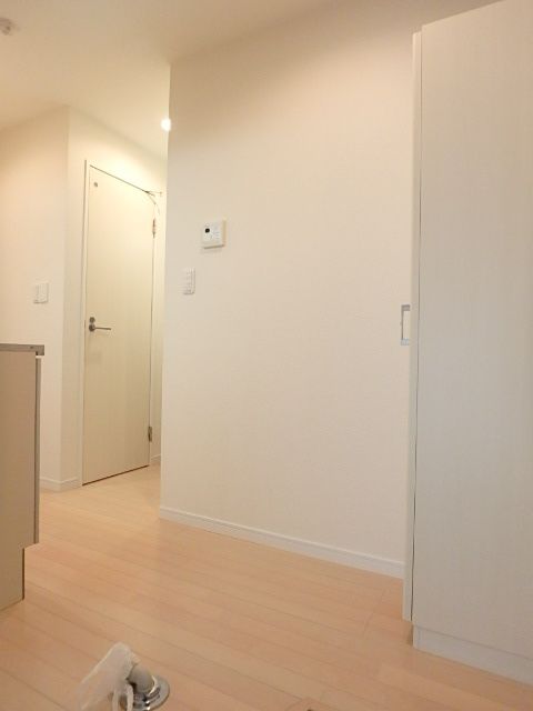 ��ʌ�����s�厚�����̃A�p�[�g�̌���