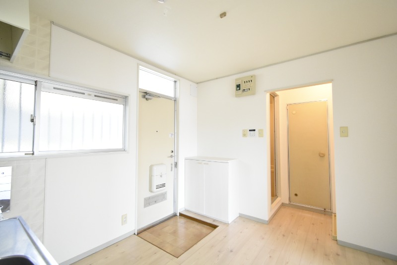 ��ʌ��������܎s�k��g�쒬�P���ڂ̃A�p�[�g�̋��ԁE���r���O