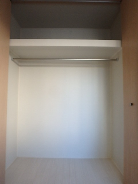 ��ʌ��������܎s��{��㏬���̃A�p�[�g�̎��[