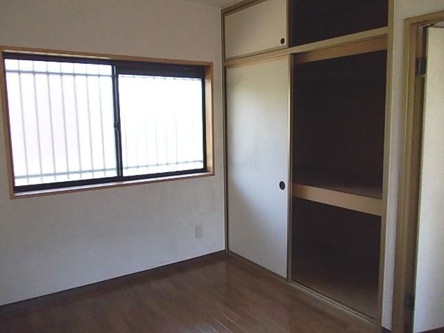 ��ʌ�����s�����P���ڂ̃A�p�[�g�̎��[