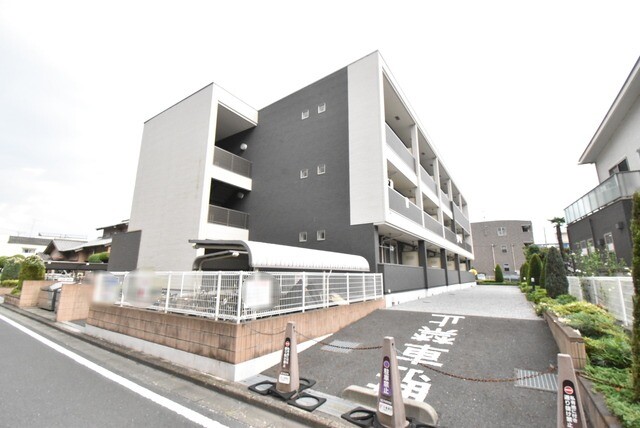 ��ʌ��������܎s����厚���v�ۂ̃}���V�����̌����O��