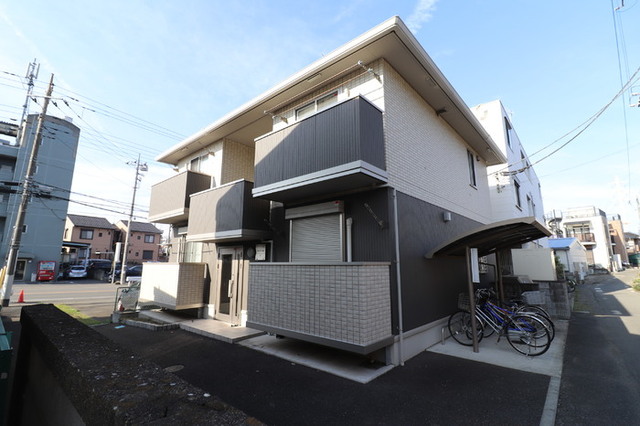 ��ʌ��������܎s�Y�a���؍�T���ڂ̃A�p�[�g�̌����O��