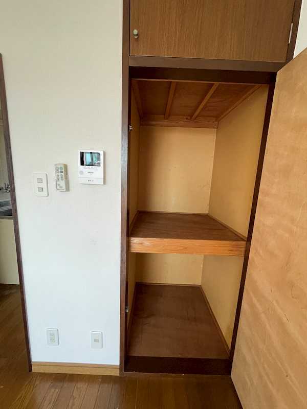 ��ʌ��������܎s��΋���Q���ڂ̃A�p�[�g�̎��[