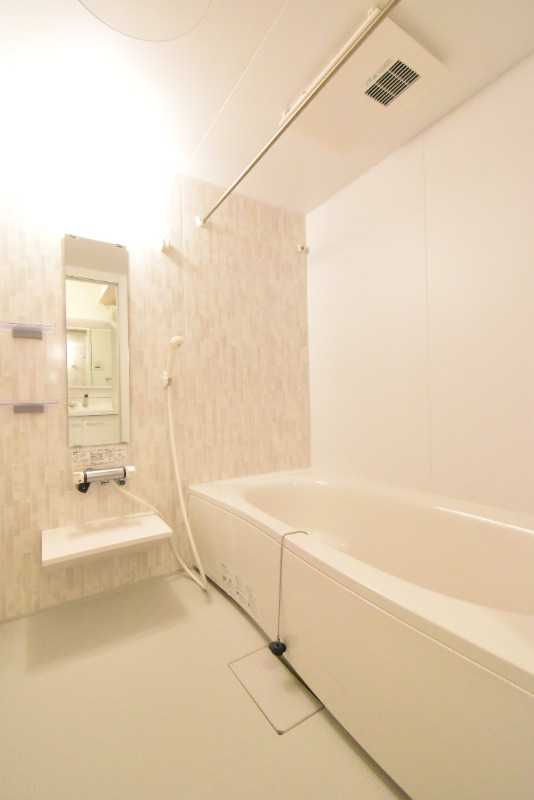 ��ʌ��������܎s�k����i���Q���ڂ̃A�p�[�g�̃o�X