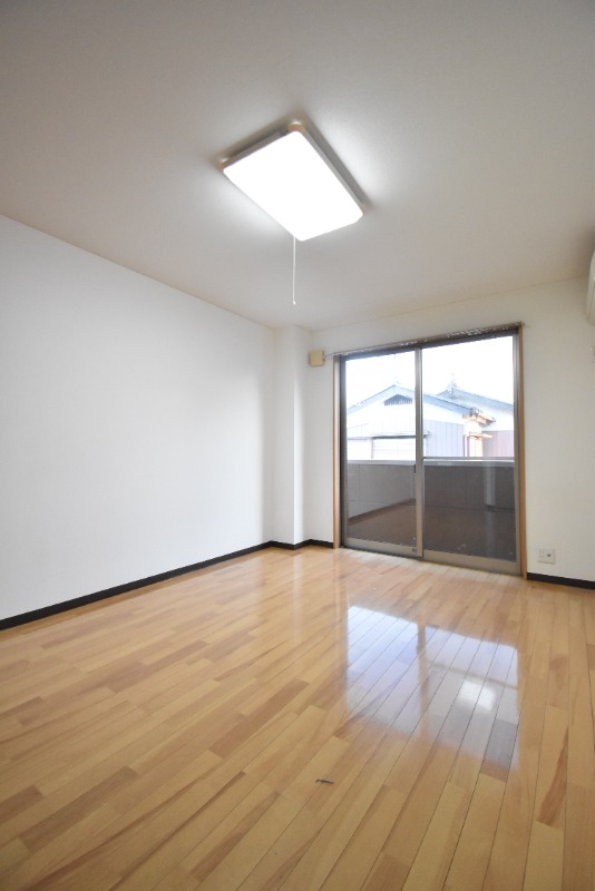 ��ʌ��������܎s��{��y�蒬�R���ڂ̃}���V�����̂��̑������E�X�y�[�X