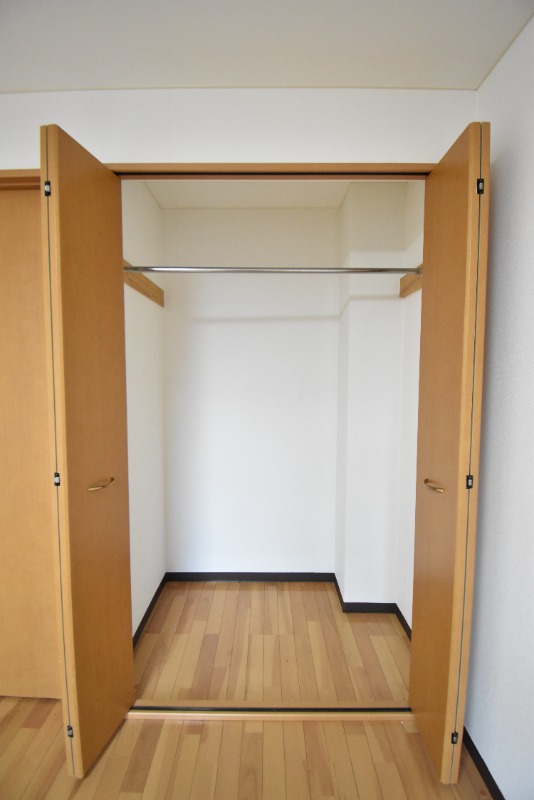 ��ʌ��������܎s��{��y�蒬�R���ڂ̃}���V�����̎��[