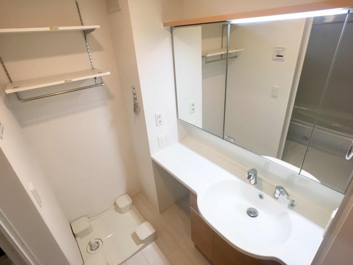 ��ʌ��z�J�s�ԓc�P���ڂ̃A�p�[�g�̐��ʏ�