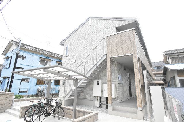 ��ʌ��������܎s�Y�a��k�Y�a�R����125-1�̃A�p�[�g�̌����O��