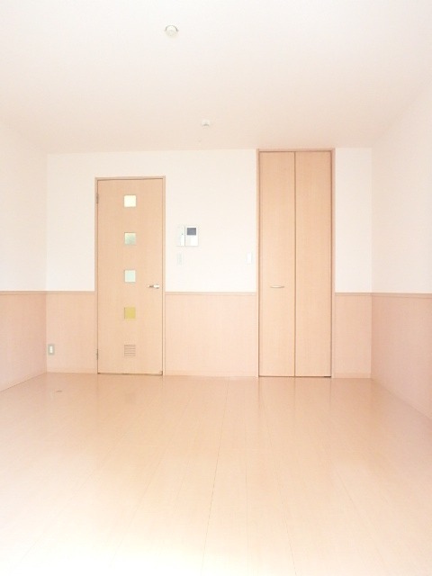 ��ʌ��������܎s�k��y�C���P���ڂ̃A�p�[�g�̋��ԁE���r���O