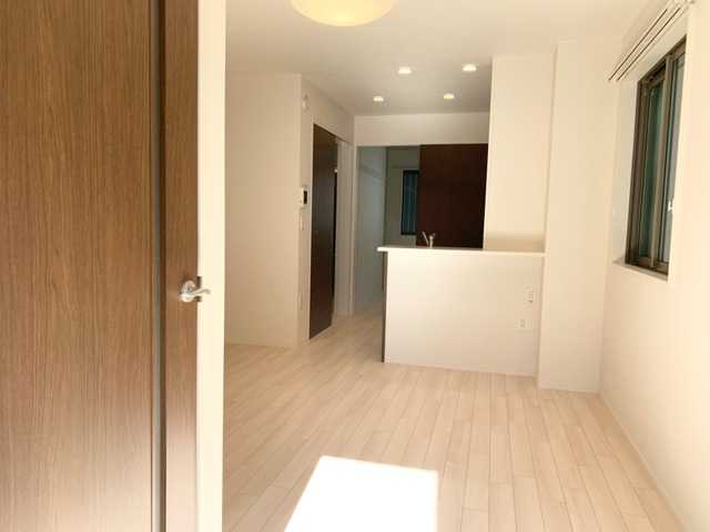 ��ʌ��z�J�s���������P���ڂ̃A�p�[�g�̋��ԁE���r���O