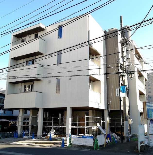 ��ʌ��������܎s��{��{���S���ڂ̃}���V�����̌����O��