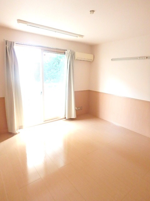 ��ʌ��������܎s�k��y�C���P���ڂ̃A�p�[�g�̂��̑������E�X�y�[�X