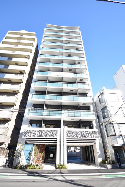 ��ʌ��������܎s��{��y�蒬�Q���ڂ̃}���V�����̌����O��